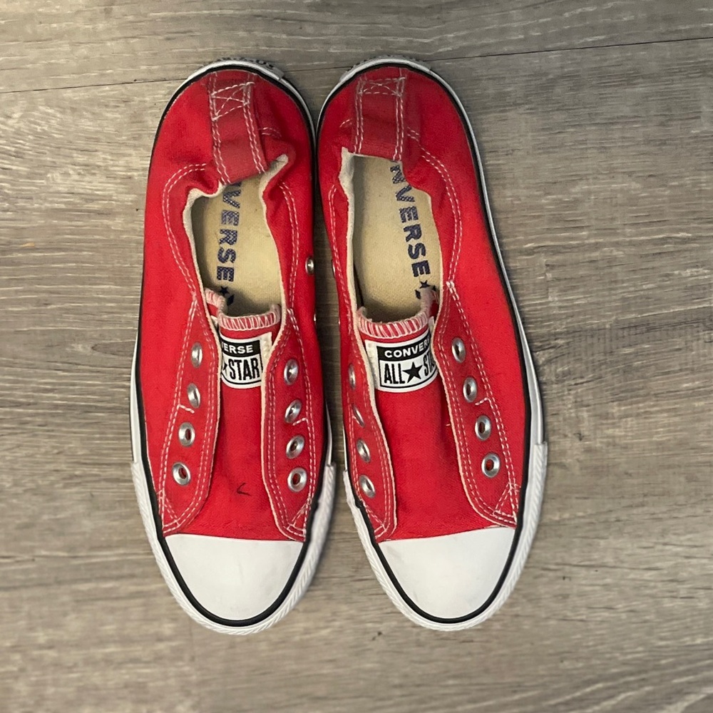 Red Converse is 7 slip one no laces
